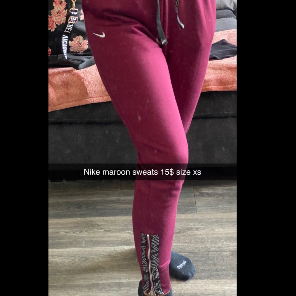 Nike sweats size small